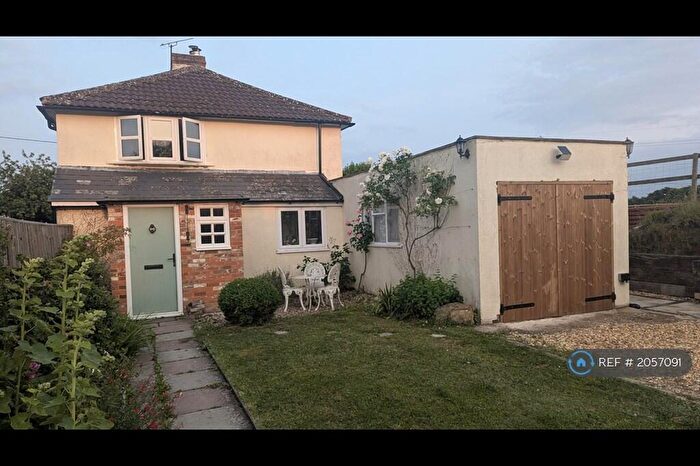 4 Bedroom Semi-Detached House To Rent In Piccadilly House, Pewsey, SN9