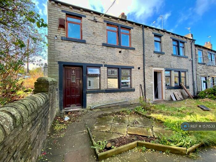 2 Bedroom Terraced House To Rent In Huddersfield Road, Wyke, Bradford, BD12