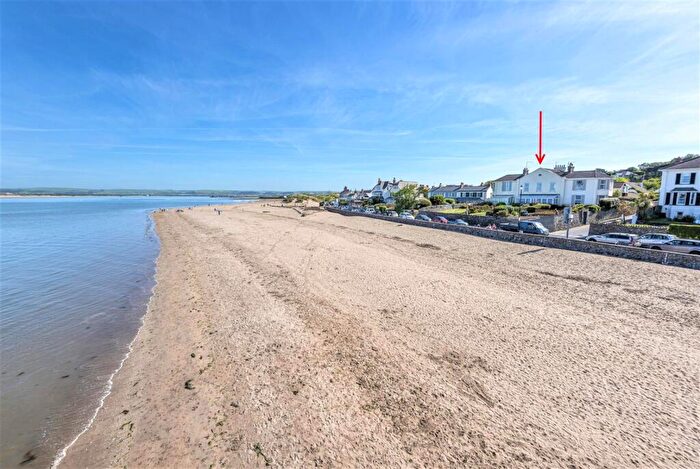 2 Bedroom Apartment For Sale In Marine Parade, Instow, Bideford, EX39