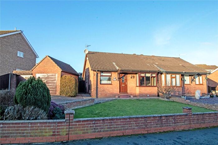 2 Bedroom Bungalow For Sale In Valley View Drive, Bottesford, Scunthorpe, Lincolnshire, DN16
