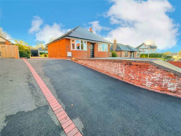 2 Bedroom Bungalow To Rent In Amington Road, Tamworth, Staffordshire, B77