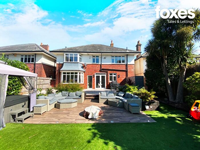 4 Bedroom Detached House To Rent In Ophir Road, Bournemouth, Dorset, BH8