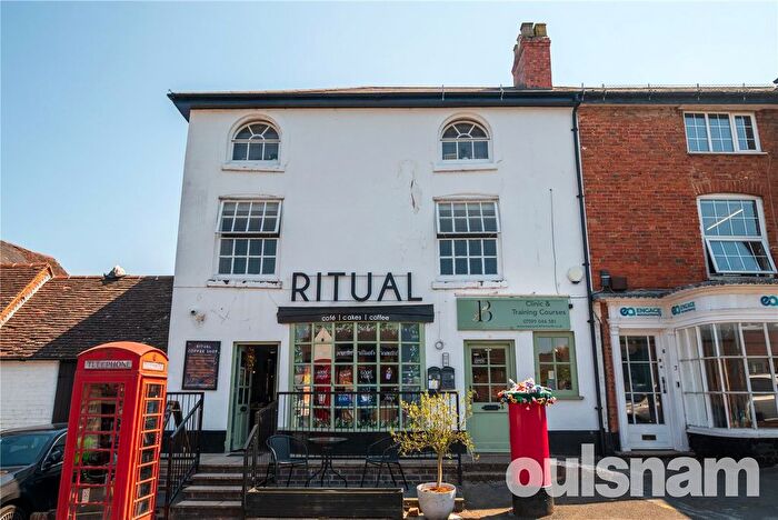 2 Bedroom Flat To Rent In Bear Hill, Alvechurch, Birmingham, Worcestershire, B48