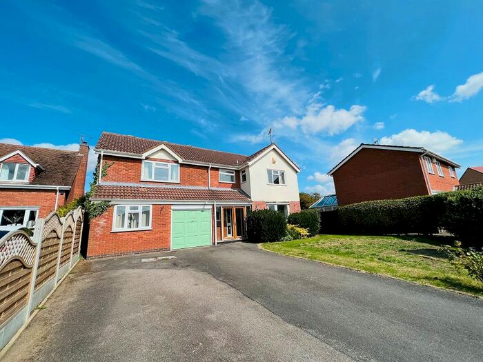 5 Bedroom Detached House To Rent In Padgate Close, Scraptoft, Leicester, LE7