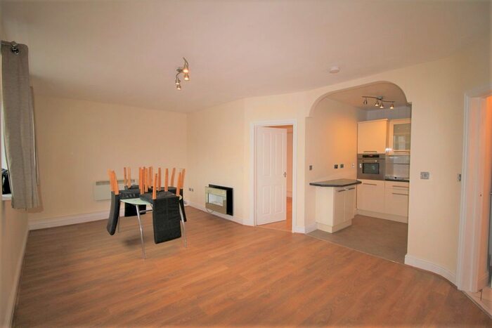 1 Bedroom Flat For Sale In High Street, Edgware, HA8