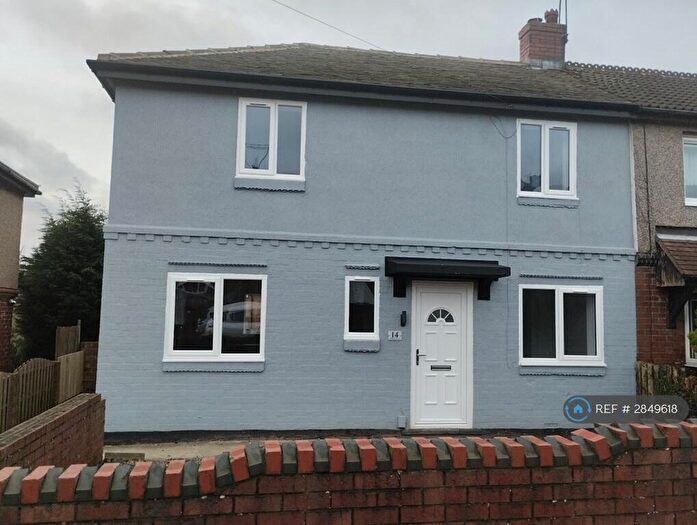 3 Bedroom Semi-Detached House To Rent In Grange Crescent, Barnsley, S71