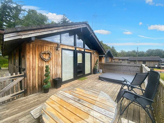 3 Bedroom Mobile/park Home For Sale In Otterburn, Newcastle Upon Tyne, NE19