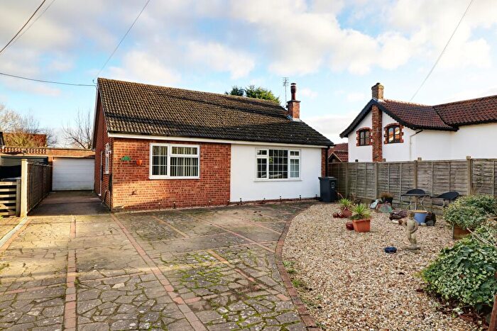 2 Bedroom Bungalow For Sale In Station Road, Grasby, Lincolnshire, DN38