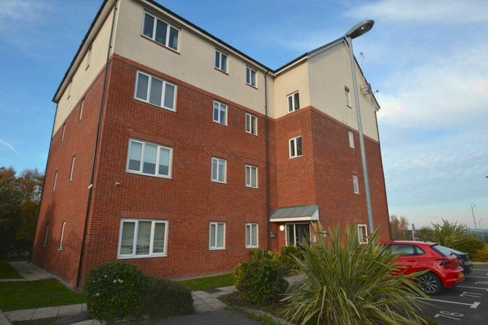 2 Bedroom Flat To Rent In Edmund Court, Magazine Road, CH62