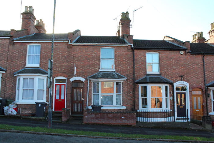 4 Bedroom Terraced House To Rent In Leicester Street, CV32