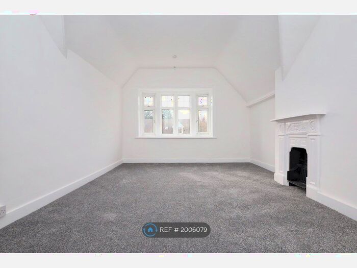 1 Bedroom Flat To Rent In Queen Anne Avenue, Bromley, BR2