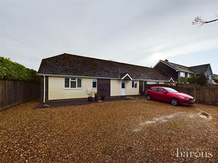 2 Bedroom Semi-Detached Bungalow For Sale In Hackwood Lane, Cliddesden, Basingstoke, RG25