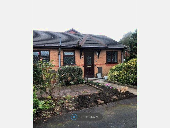 2 Bedroom Bungalow To Rent In Tudor Croft, Lostock Hall, Preston PR5
