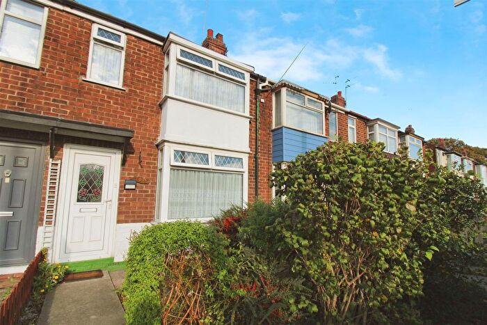 2 Bedroom Terraced House For Sale In Hedon Road, Hull, HU9