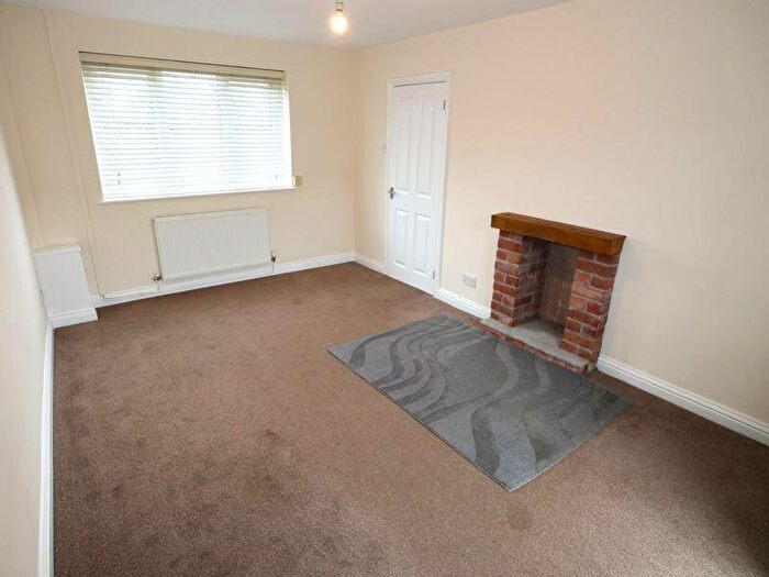 3 Bedroom Terraced House For Sale In Somerton Road, Macclesfield, SK11