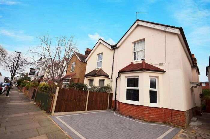 1 Bedroom Maisonette Flat To Rent In Niton Road, Richmond, TW9