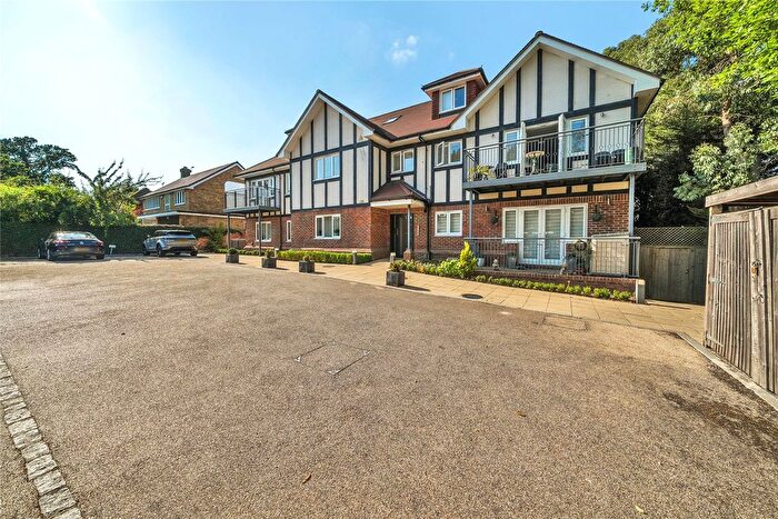 1 Bedroom Flat For Sale In Bickley Park Road, Bromley, BR1