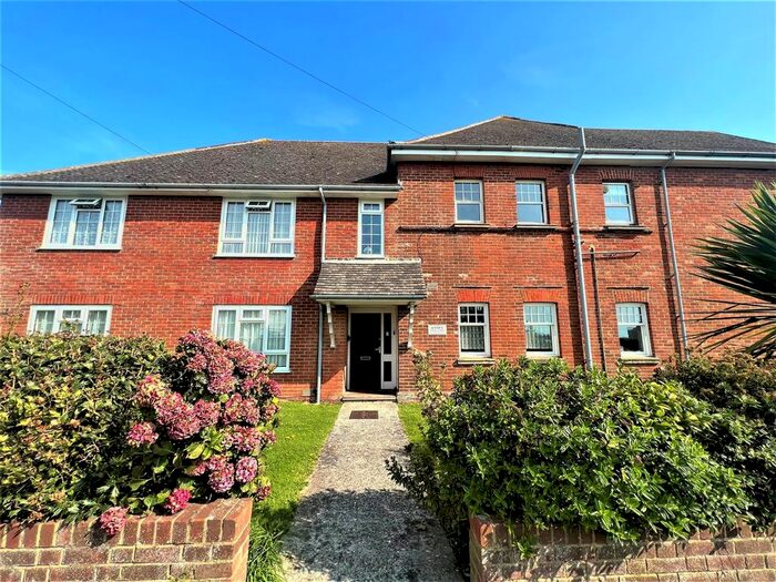 2 Bedroom Flat To Rent In Brockley Road, Bexhill-On-Sea, TN39