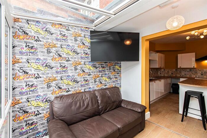 8 Bedroom House To Rent In Bournbrook Road, Birmingham, B29