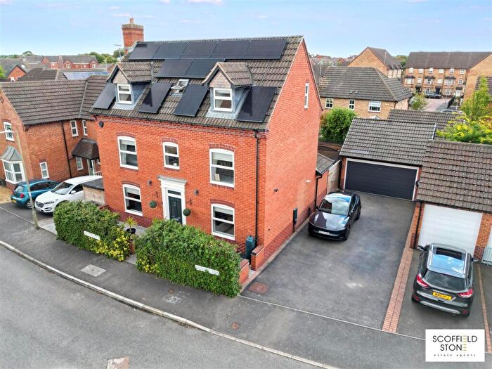 5 Bedroom Detached House For Sale In Ryton Way, Hilton, Derby, DE65