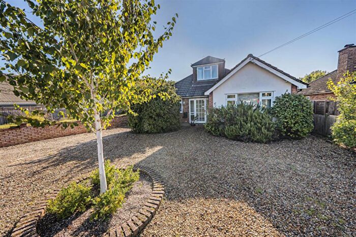 5 Bedroom Detached House For Sale In Bucknalls Drive, Bricket Wood, St. Albans, AL2