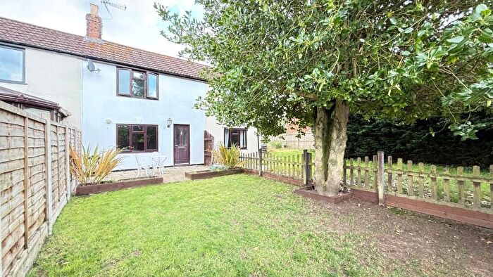 3 Bedroom Terraced House To Rent In Main Street, Worlaby, DN20