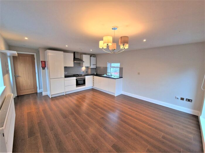1 Bedroom Flat To Rent In Muswell Hill Road, London, N10