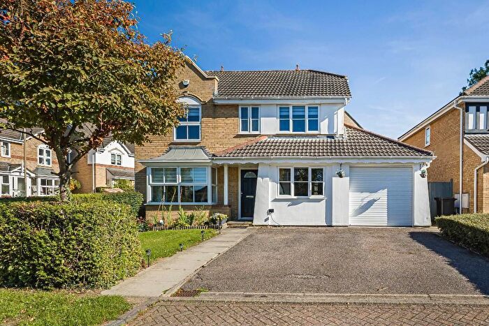 4 Bedroom Detached House For Sale In Penhale Close, Orpington, Kent, BR6