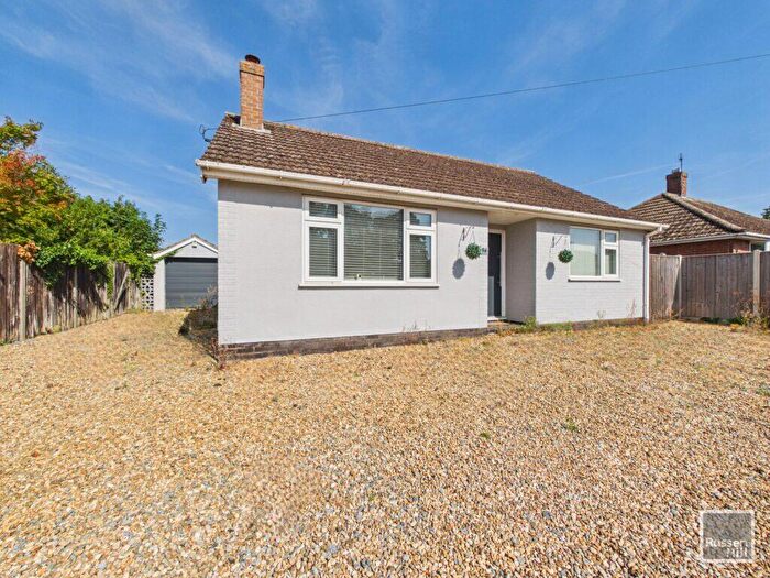 2 Bedroom Detached Bungalow For Sale In Margaret Close, Hellesdon, NR6