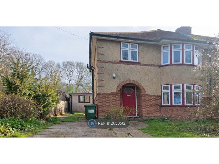 3 Bedroom Semi-Detached House To Rent In Woodlands Park, Cambridge, CB3