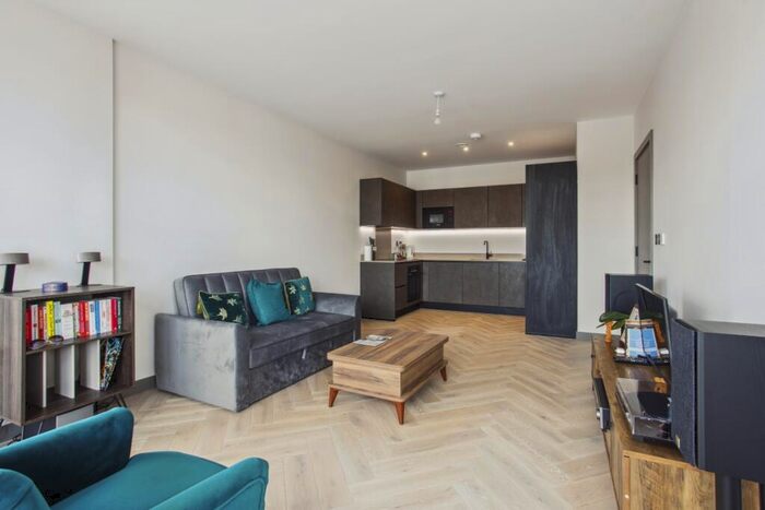 1 Bedroom Apartment To Rent In Oakleigh Road North London, N20