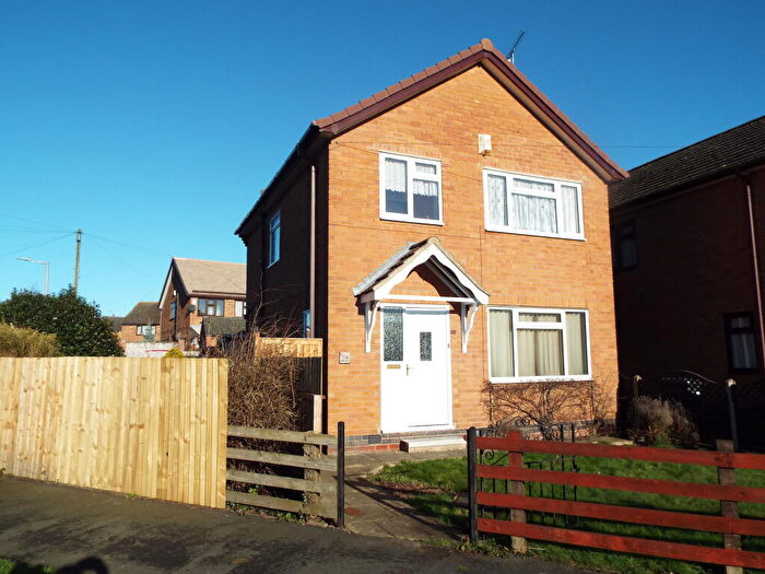 3 Bedroom House To Rent In Back Lane, Hilton, DE65
