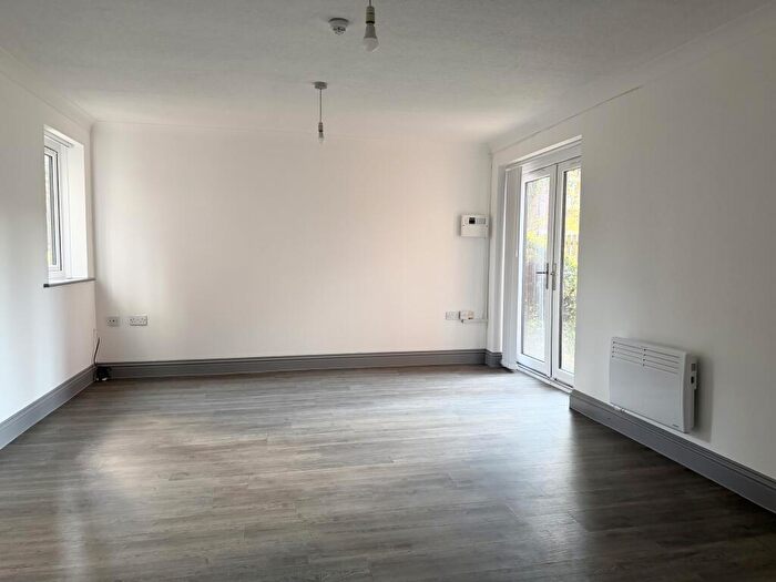 2 Bedroom Apartment To Rent In Beech Grove, PR1