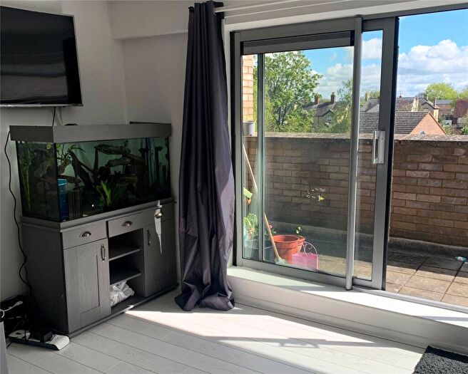 2 Bedroom Apartment For Sale In Victoria Crescent, Royston, Hertfordshire, SG8