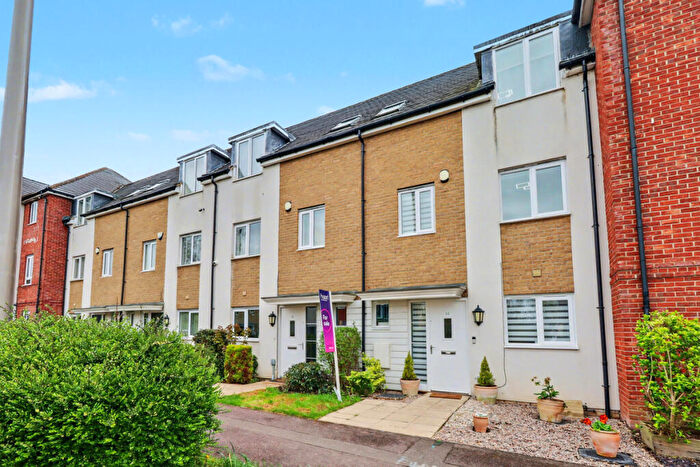 4 Bedroom Town House For Sale In Top Fair Furlong, Redhouse Park, Milton Keynes, MK14