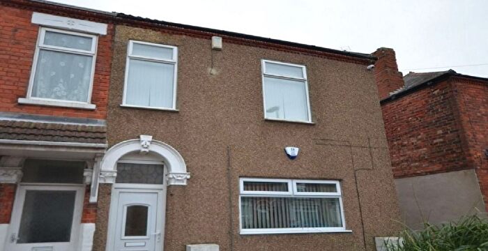 2 Bedroom Flat To Rent In Algernon Street, Grimsby, DN32
