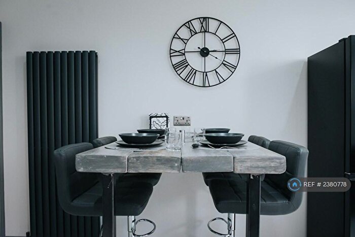 6 Bedroom Terraced House To Rent In Adelaide Road, Kensington, Liverpool, L7