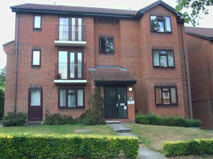 1 Bedroom Studio To Rent In Alexander House, Cavendish Road, Sutton, SM2