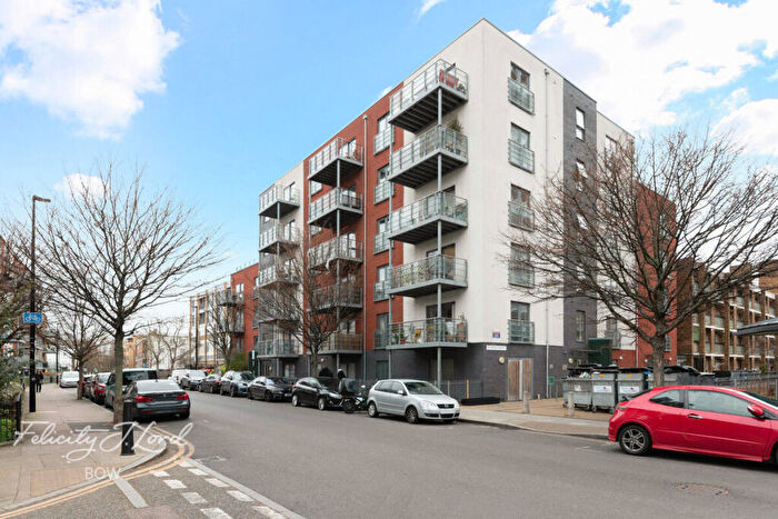 1 Bedroom Flat For Sale In Rushton Walk, London, E3