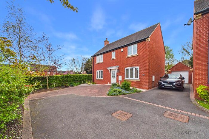 4 Bedroom Detached House For Sale In Wilson Way, Burton-On-Trent, DE13