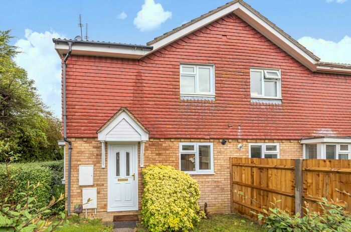 1 Bedroom House To Rent In Longstock Close, Chineham, Basingstoke, Hampshire, RG24