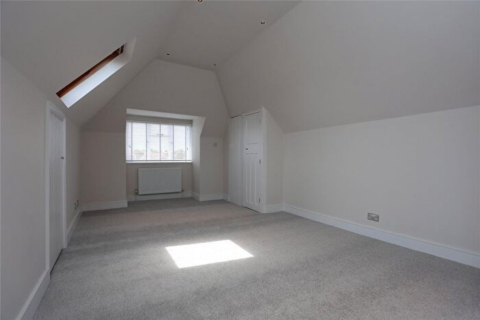 1 Bedroom Flat To Rent In Portland Avenue, Hove, East Sussex, BN3