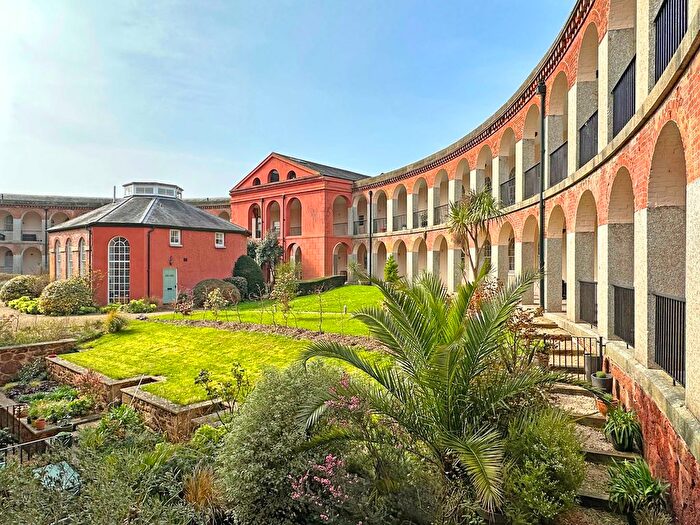 2 Bedroom Flat For Sale In Lower Cloister Walk, Exminster, Exeter, EX6