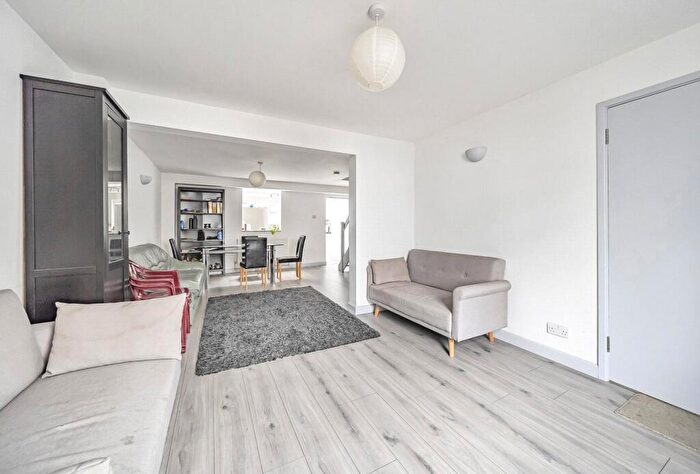 3 Bedroom Terraced House To Rent In Brunswick Street, Cheltenham, Gloucestershire, GL50