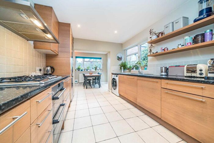 3 Bedroom Detached House For Sale In Caversham Road, Kingston Upon Thames, KT1