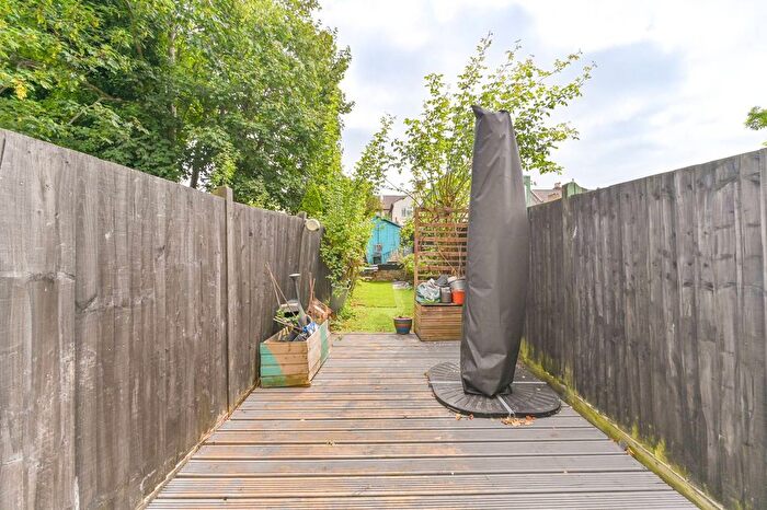 1 Bedroom Terraced House To Rent In Lancing Road, Croydon, CR0