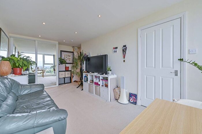 1 Bedroom Flat For Sale In Fellows Road, Swiss Cottage, London, NW3