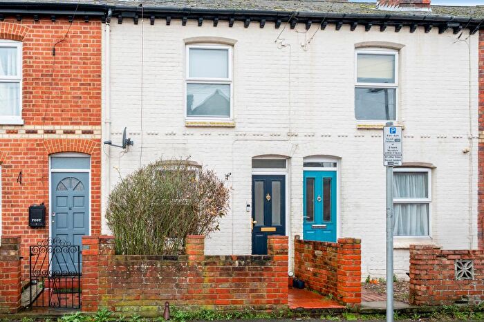 2 Bedroom Terraced House For Sale In Town Centre, Berkshire, RG1