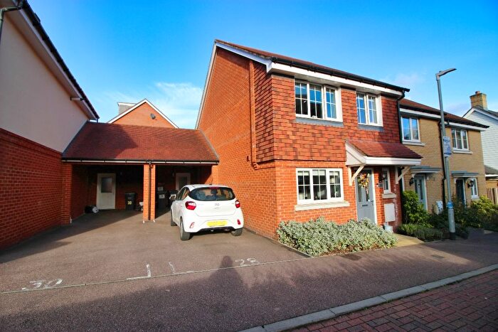 3 Bedroom End Of Terrace House For Sale In Isles Quarry Road, Borough Green, TN15