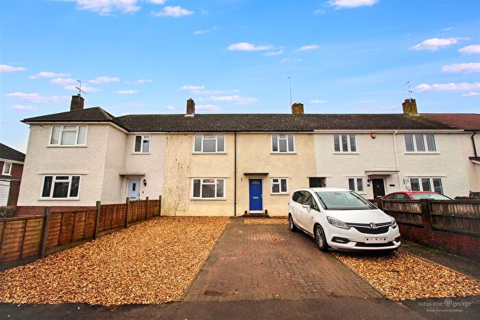 3 Bedroom Terraced House For Sale In Mayfair, Tilehurst, Reading, RG30